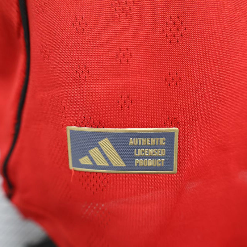 MAN. UNITED HOME 25/26