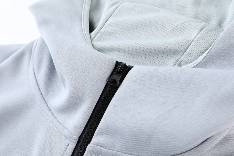 NIKE TECH FLEECE-TUTA COMPLETA