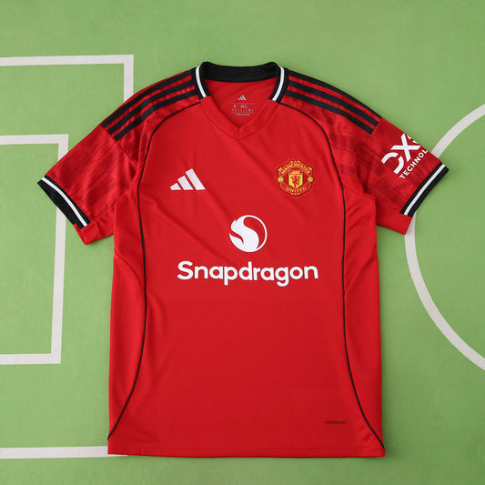 MAN. UNITED HOME 25/26
